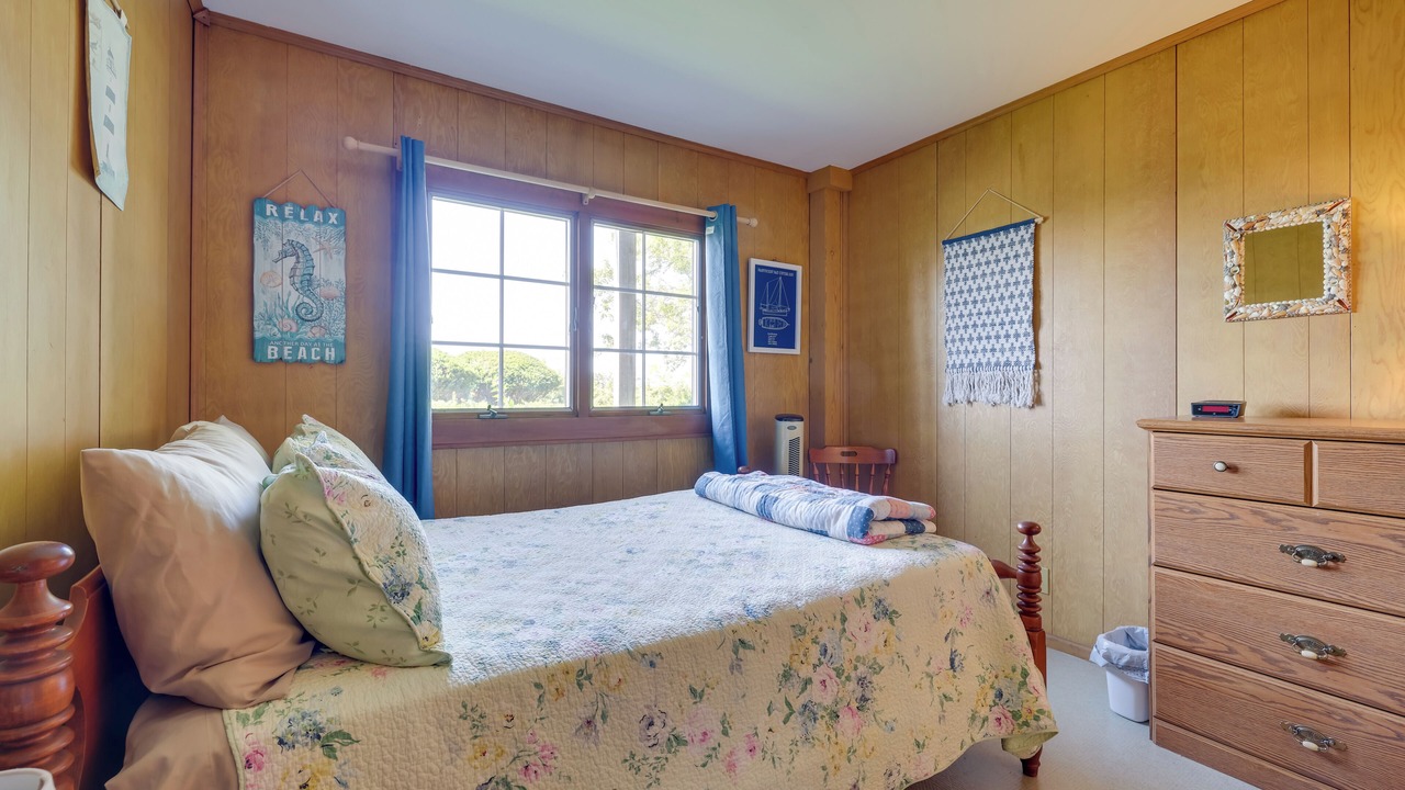 Photo of Bedroom in North Truro