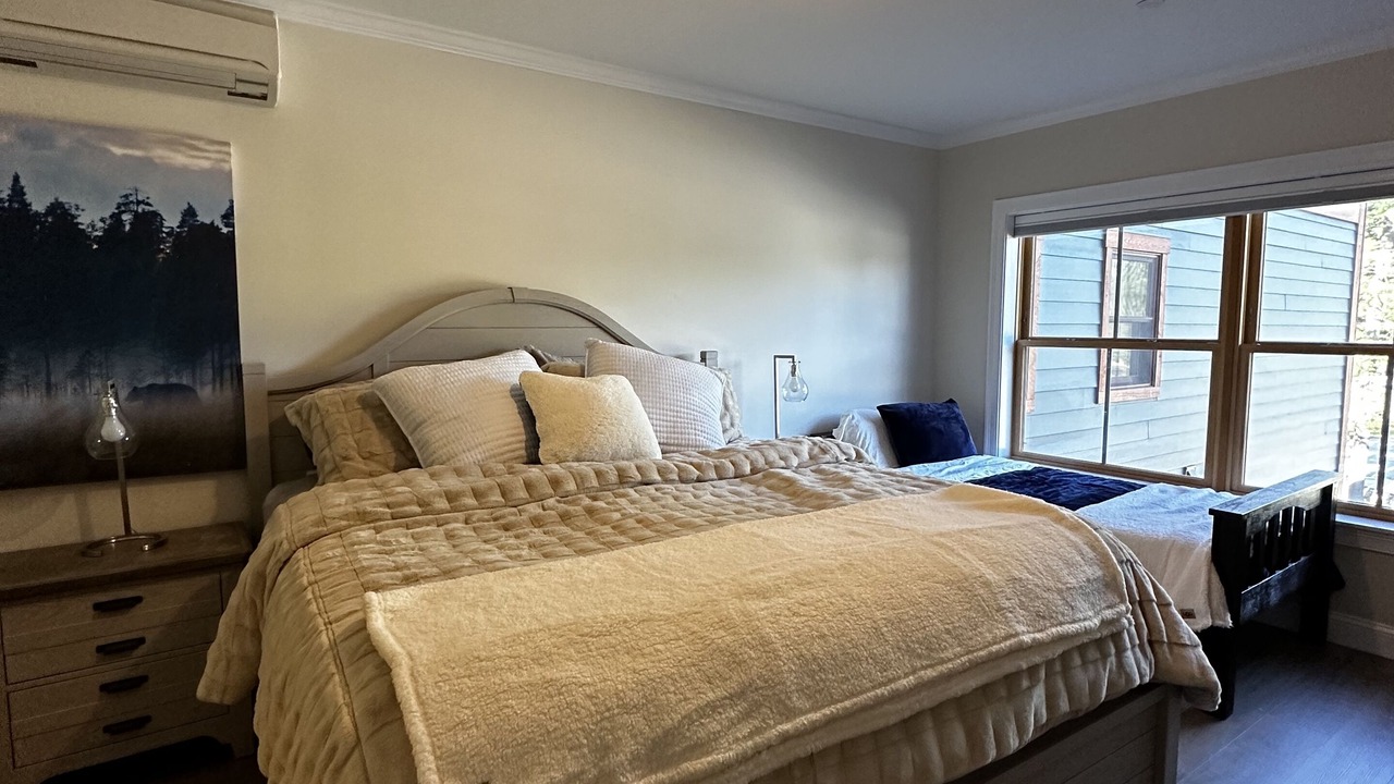 Photo of Bedroom in North Conway