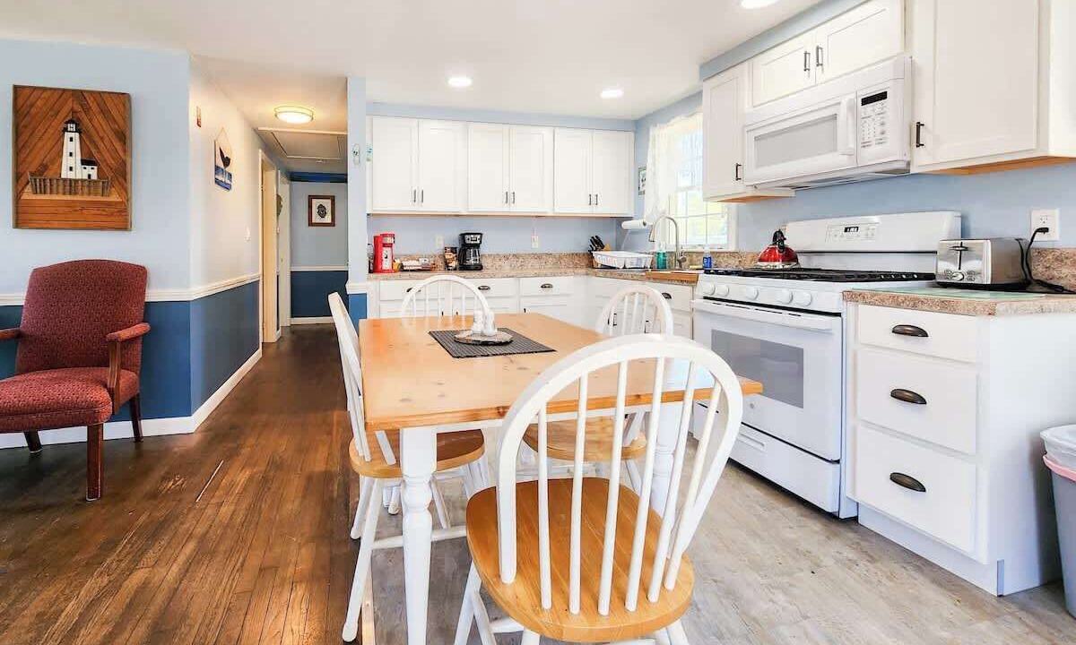 Photo of Kitchen in West Yarmouth