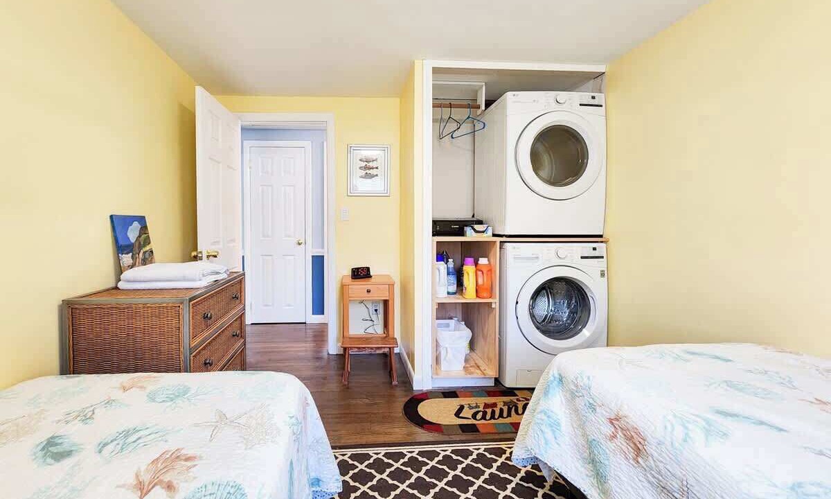 Photo of Bedroom in West Yarmouth