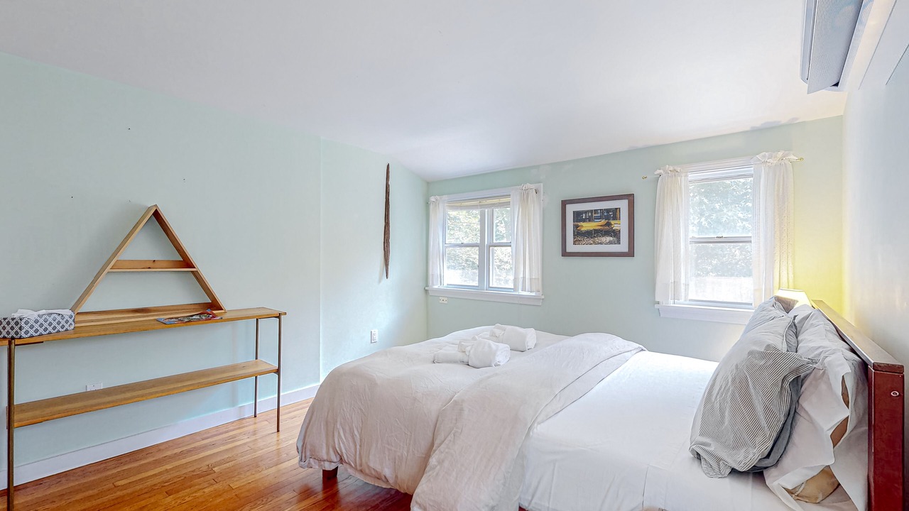 Photo of Bedroom in West Tisbury