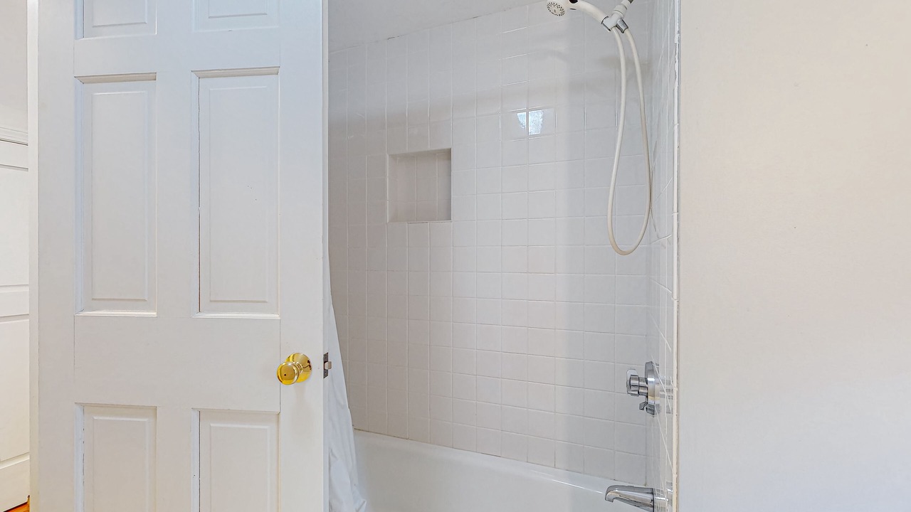 Photo of Bathroom in West Tisbury