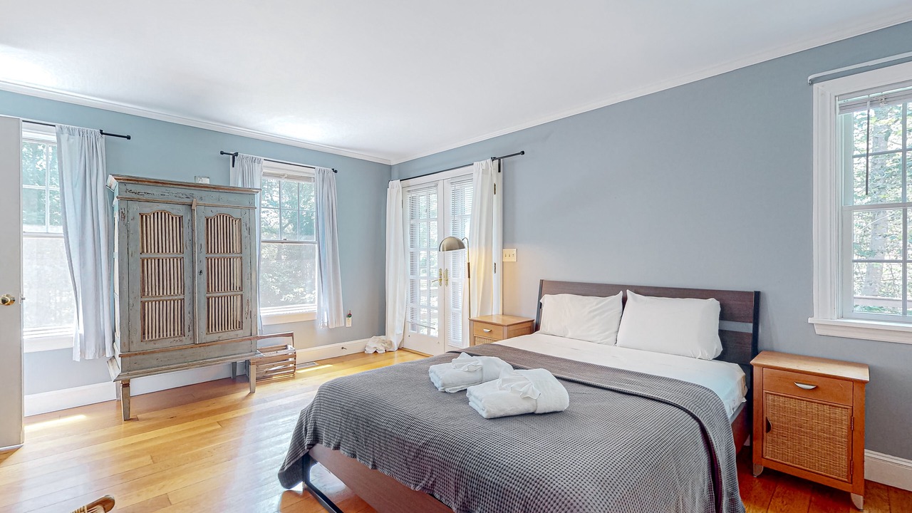 Photo of Bedroom in West Tisbury