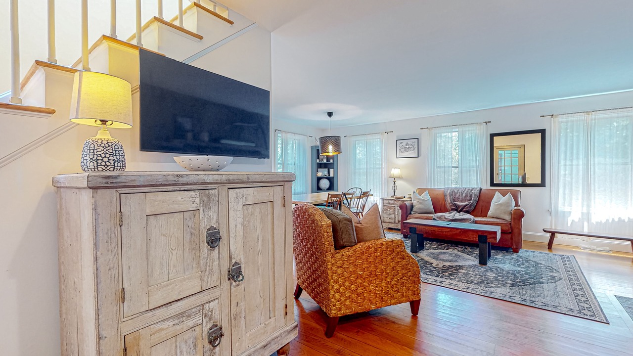 Photo of Livingroom in West Tisbury