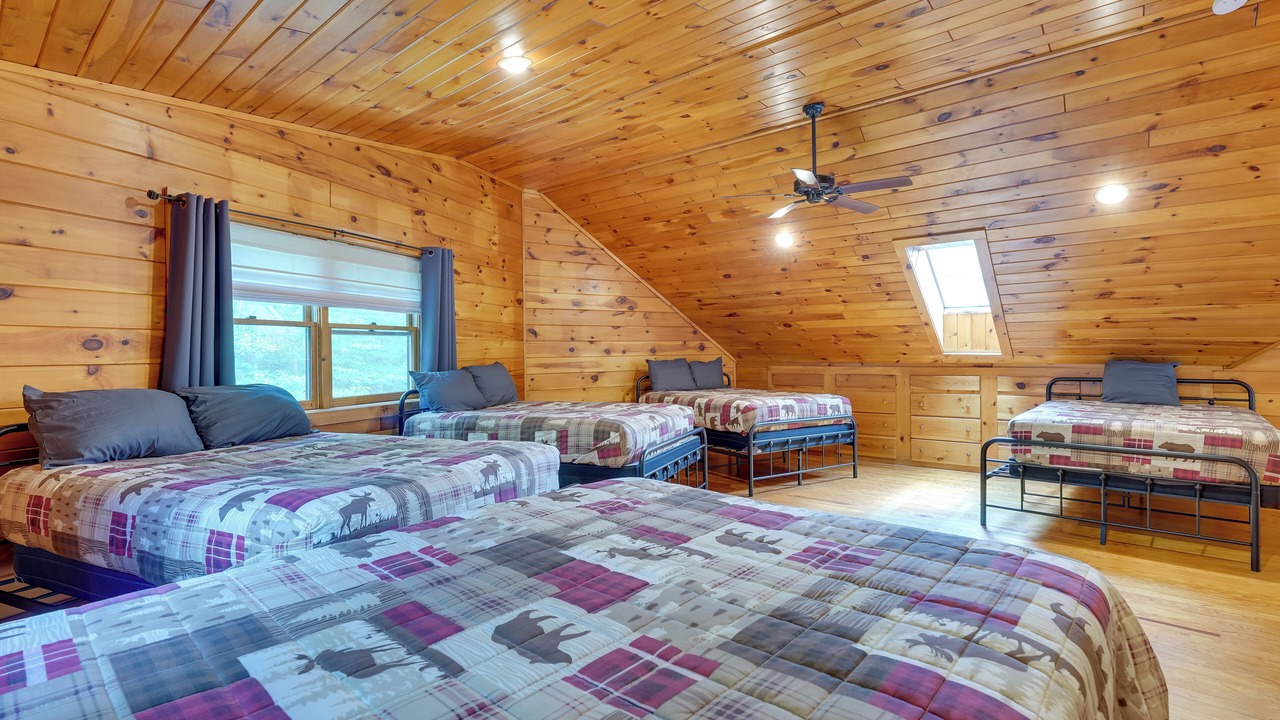 Photo of Bedroom in Bolton Landing