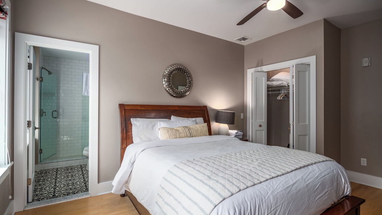 Photo of Bedroom in Yachting Village
