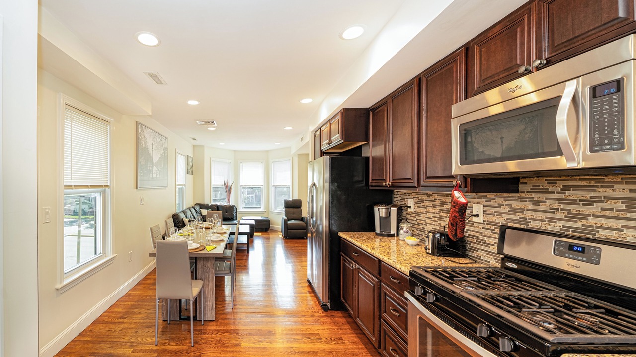 Photo of Kitchen in Neponset - Port Norfolk