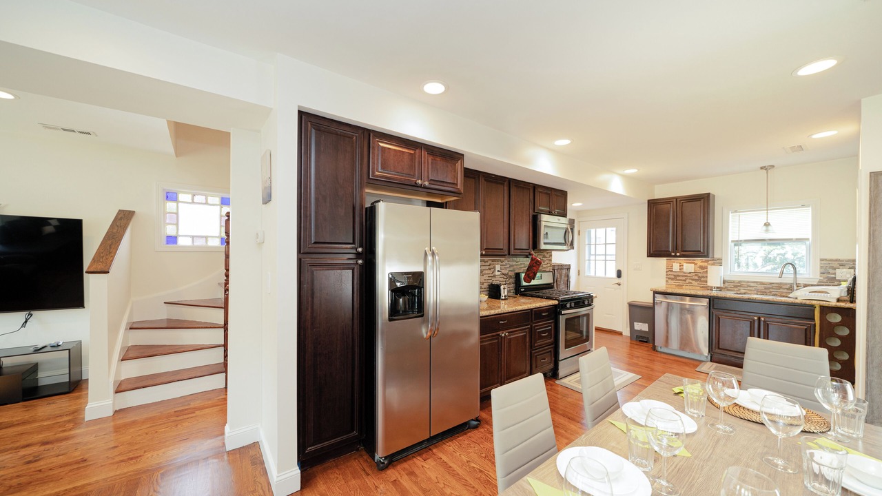 Photo of Kitchen in Neponset - Port Norfolk