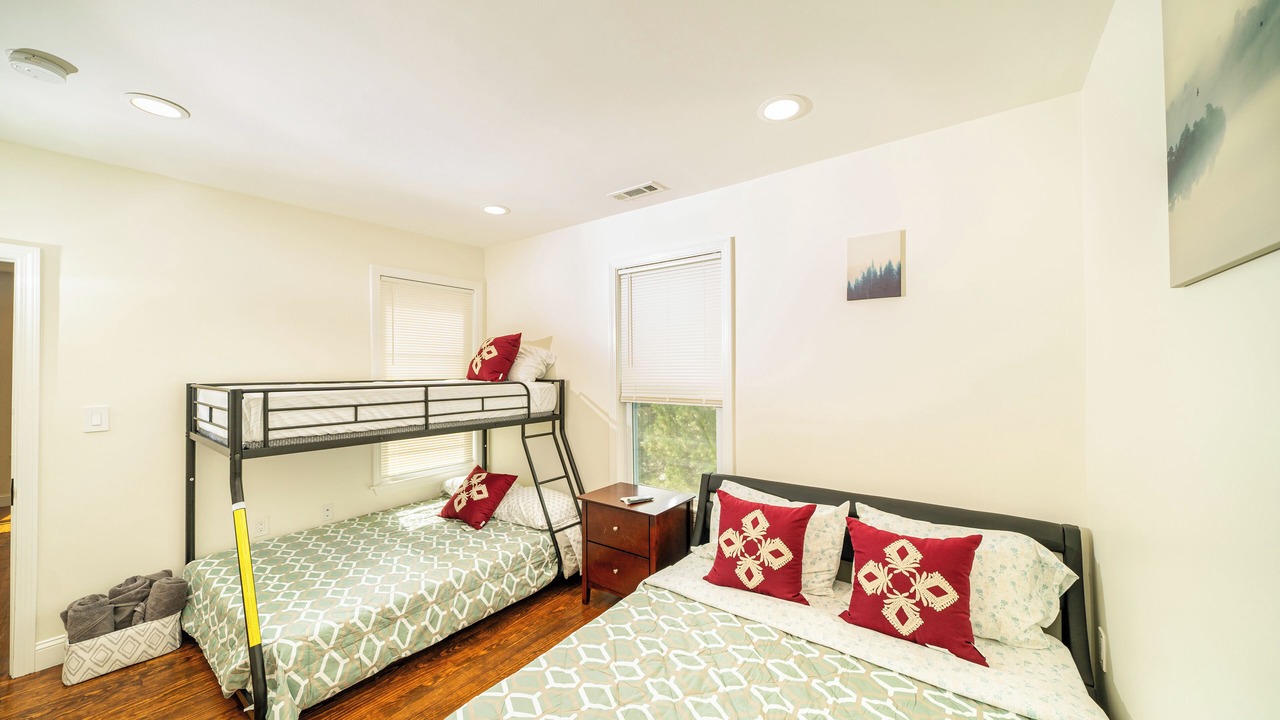 Photo of Bedroom in Neponset - Port Norfolk
