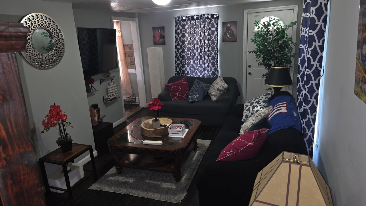 Photo of Livingroom in East Hartford