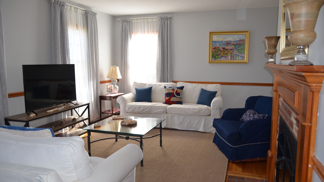 Photo of Livingroom in Bass River