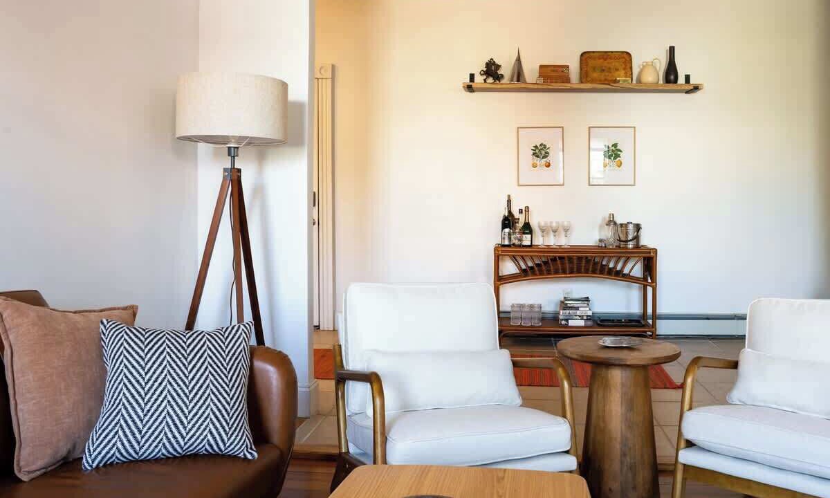 Photo of Livingroom in Off Broadway