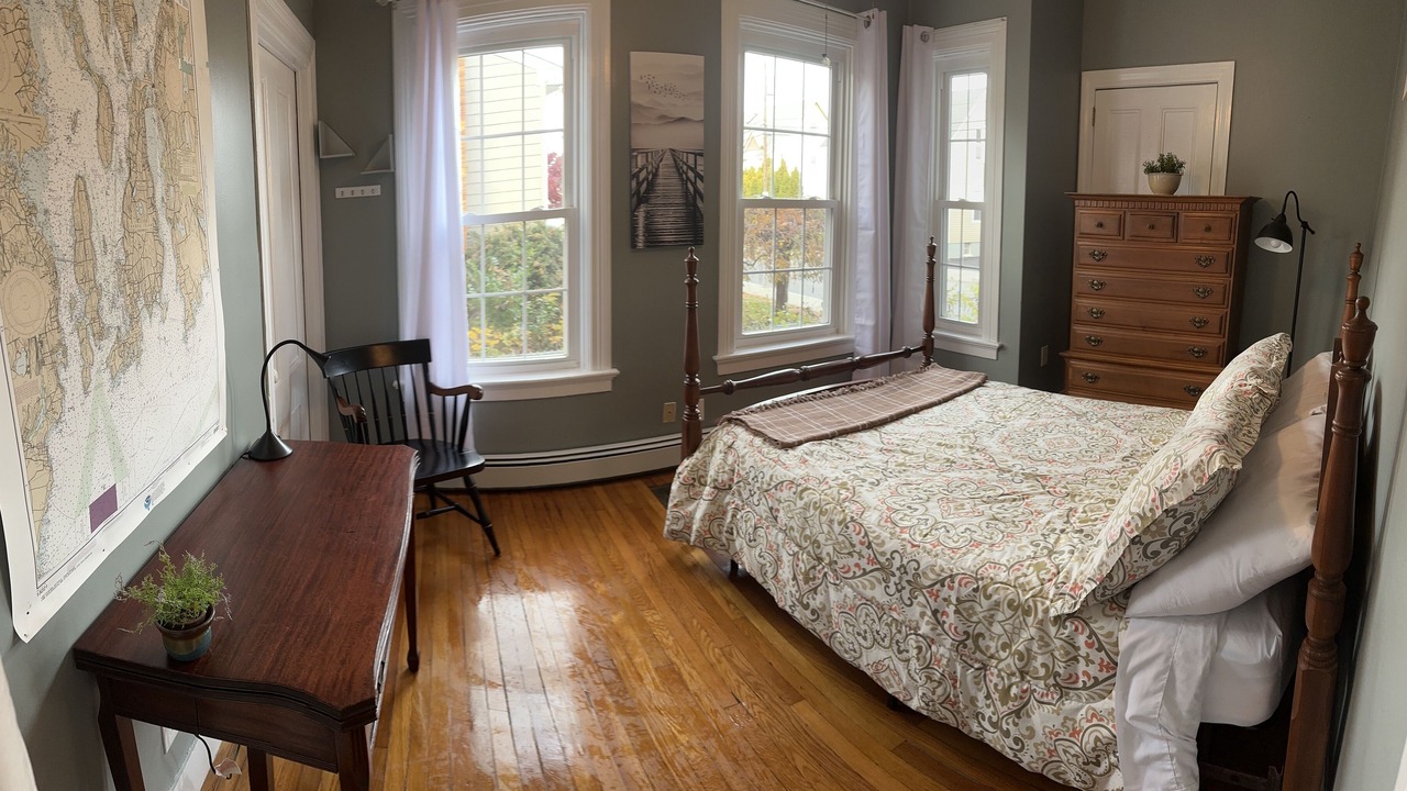 Photo of Bedroom in Warren