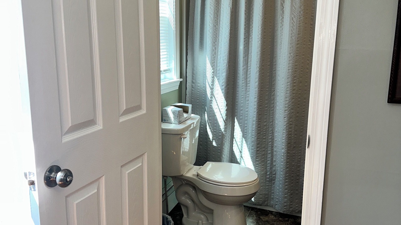 Photo of Bathroom in Warren