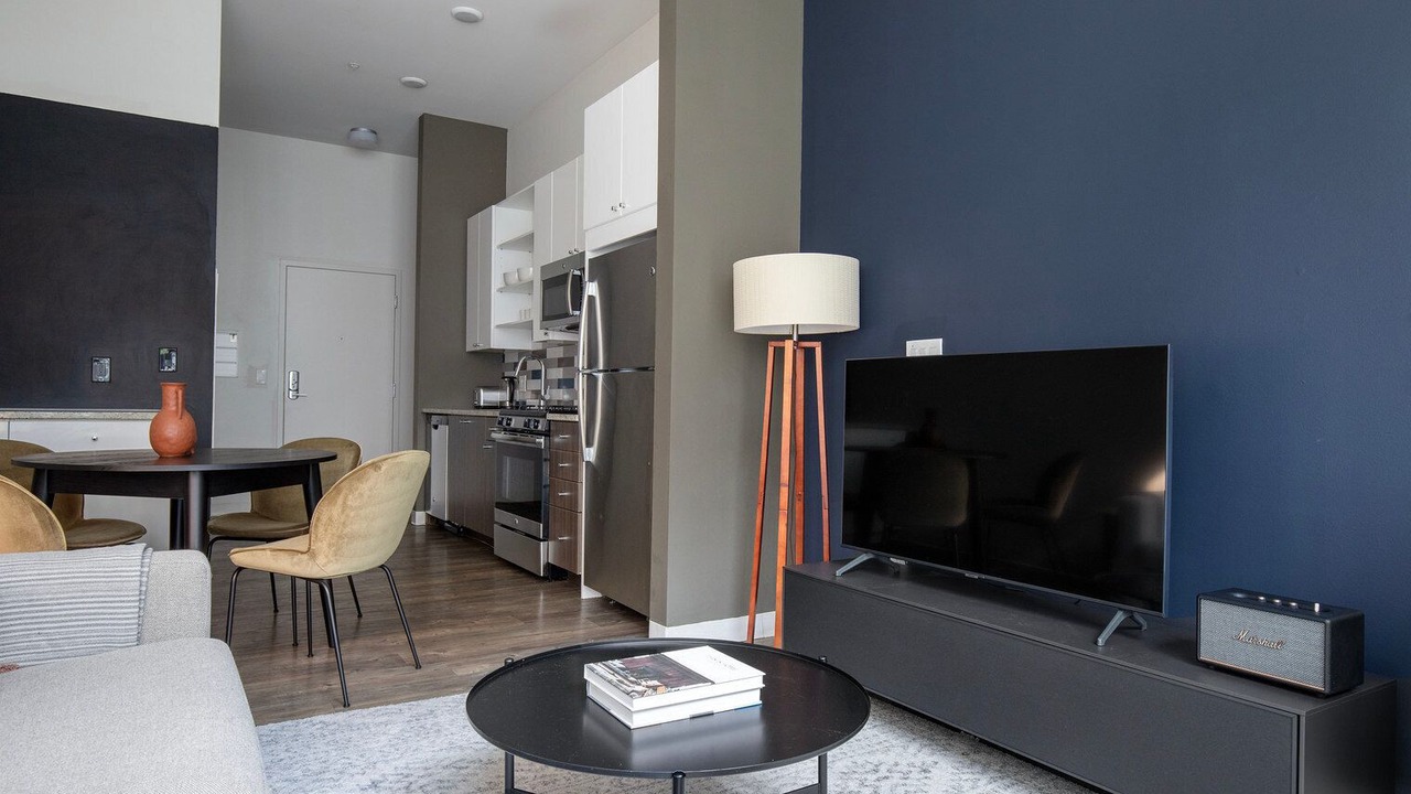 Photo of Livingroom in East Cambridge
