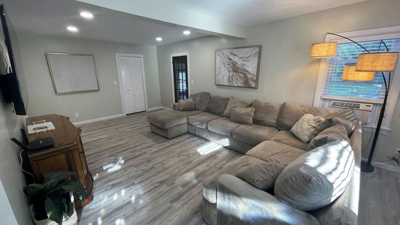 Photo of Livingroom in Windsor