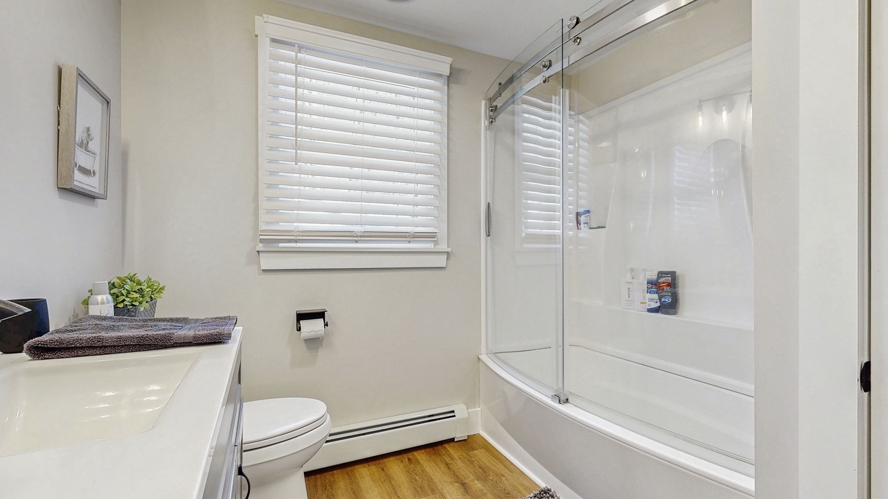 Photo of Bathroom in Gray