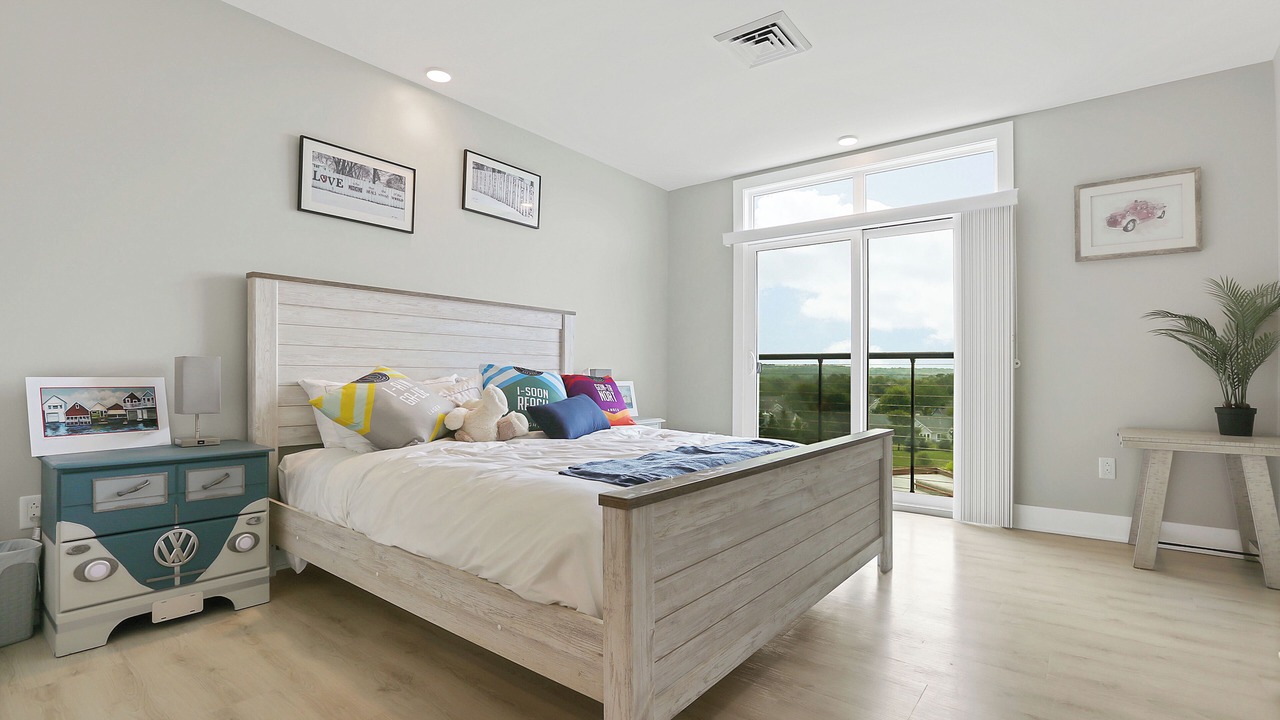 Photo of Bedroom in Holcomb