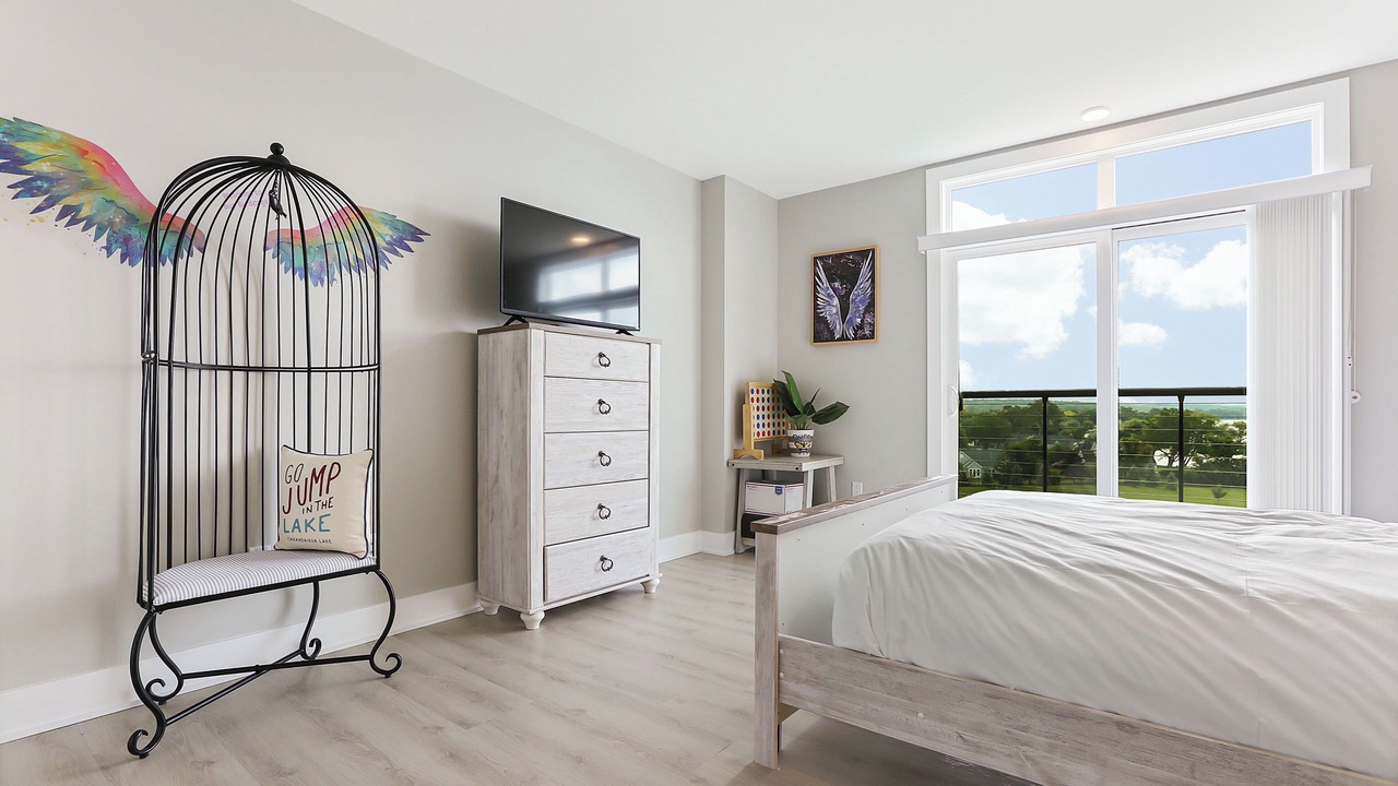 Photo of Bedroom in Holcomb