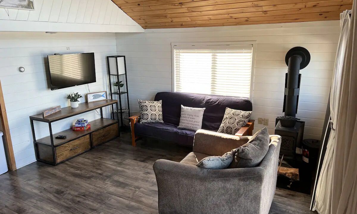 Photo of Livingroom in Otis