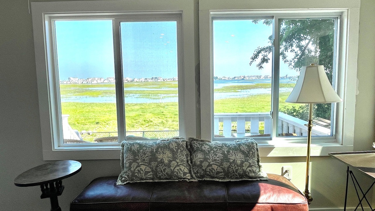 Photo of Livingroom in Hampton