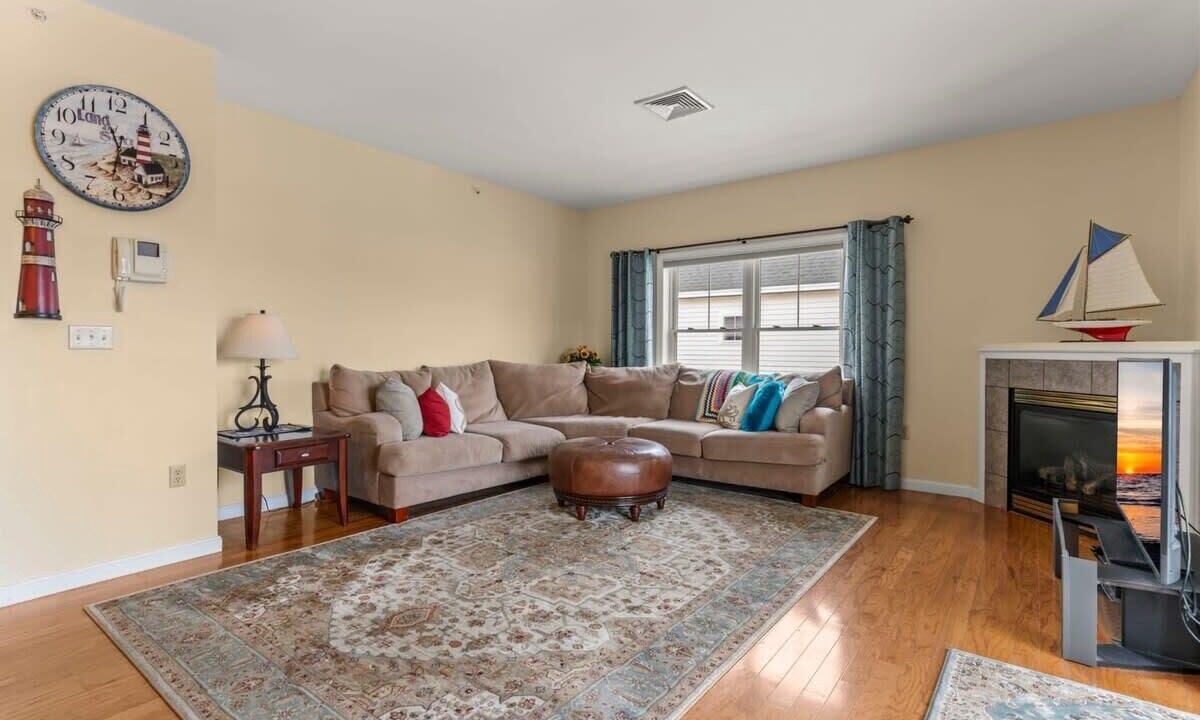 Photo of Livingroom in Hampton