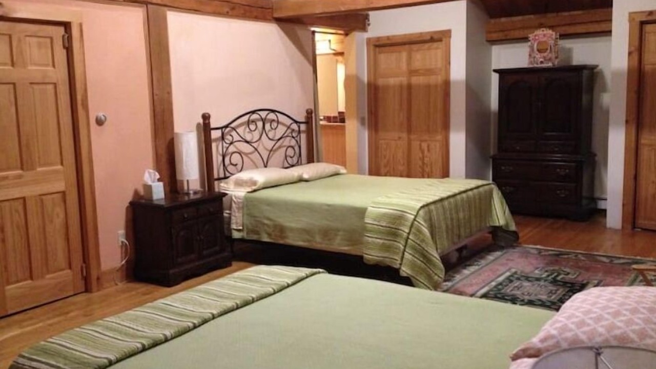 Photo of Bedroom in New Salem