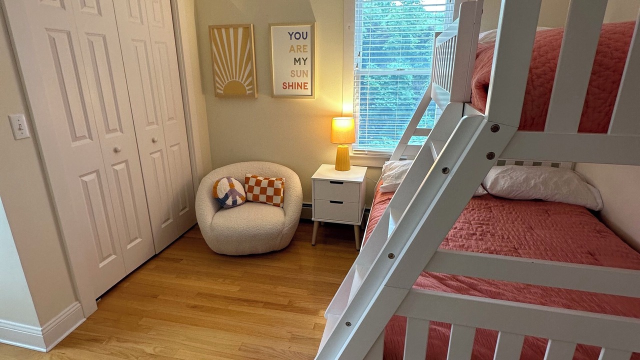 Photo of Bedroom in Shoreby Hill
