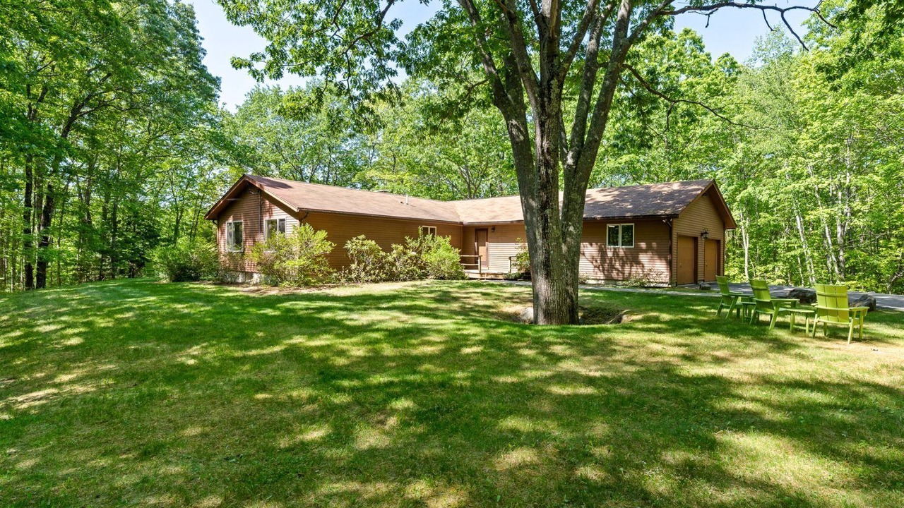 Photo of Outdoor in Lyman