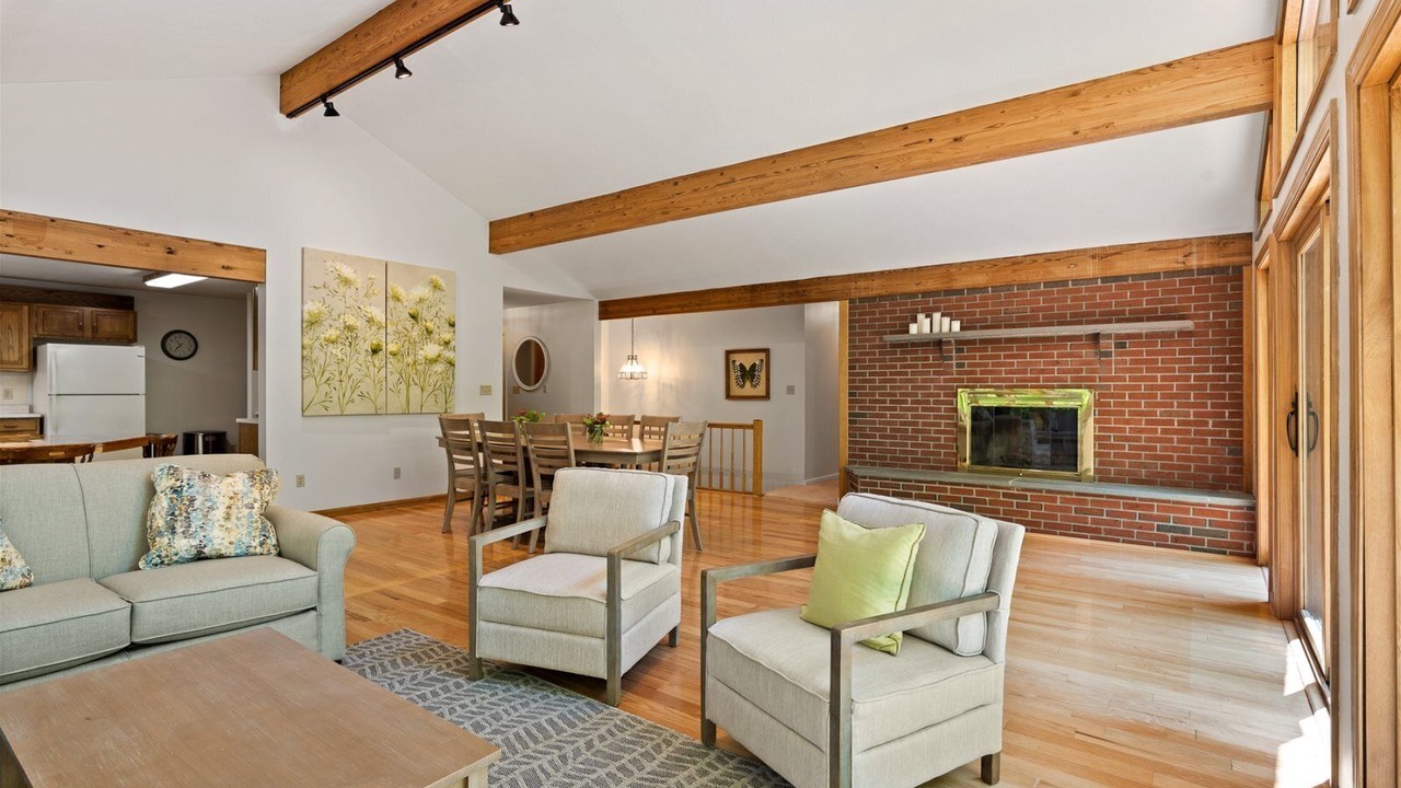 Photo of Livingroom in Lyman