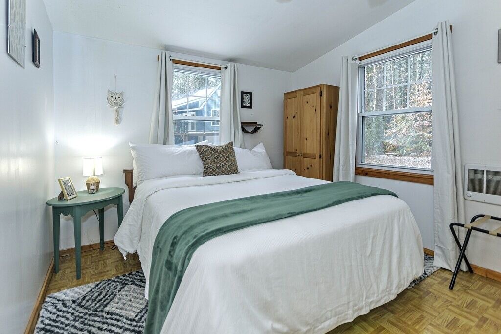 Photo of Bedroom in West Buxton