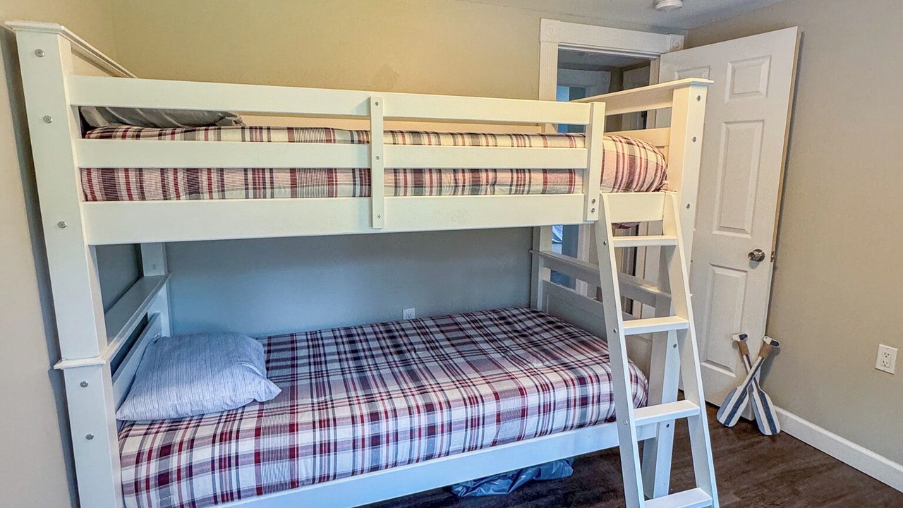 Photo of Bedroom in Niantic