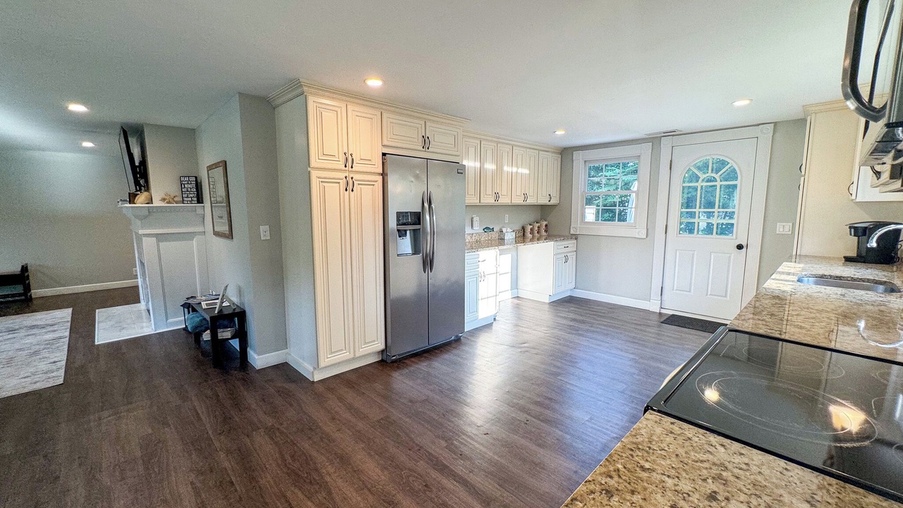 Photo of Kitchen in Niantic