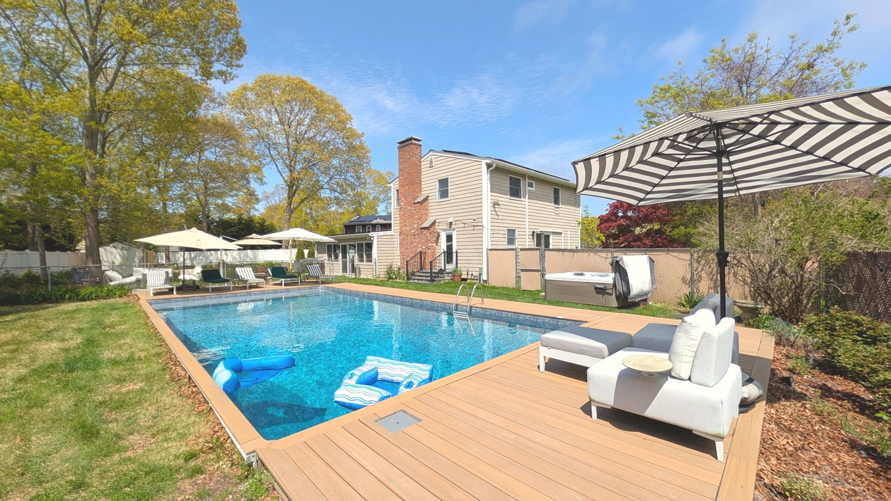 Photo of Outdoor in Brookhaven