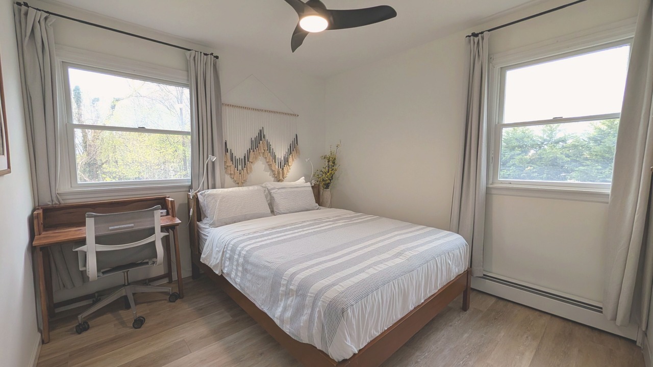 Photo of Bedroom in Brookhaven