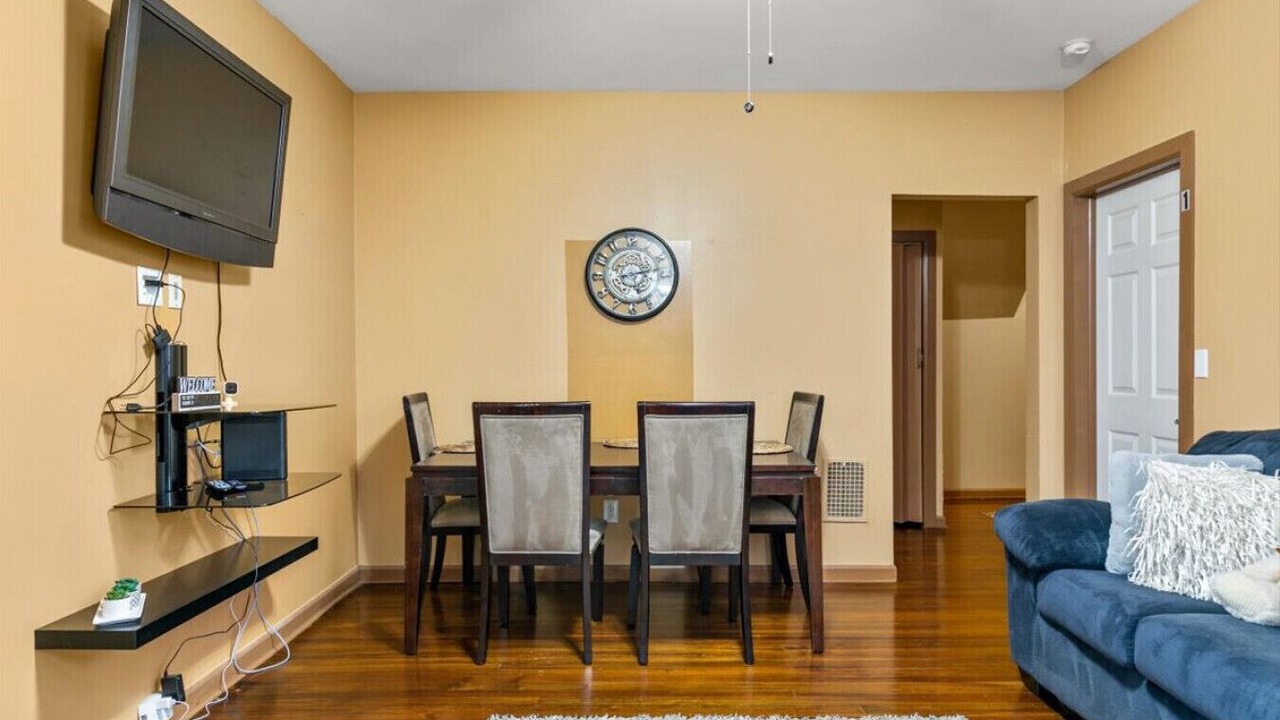 Photo of Livingroom in Bridgeport