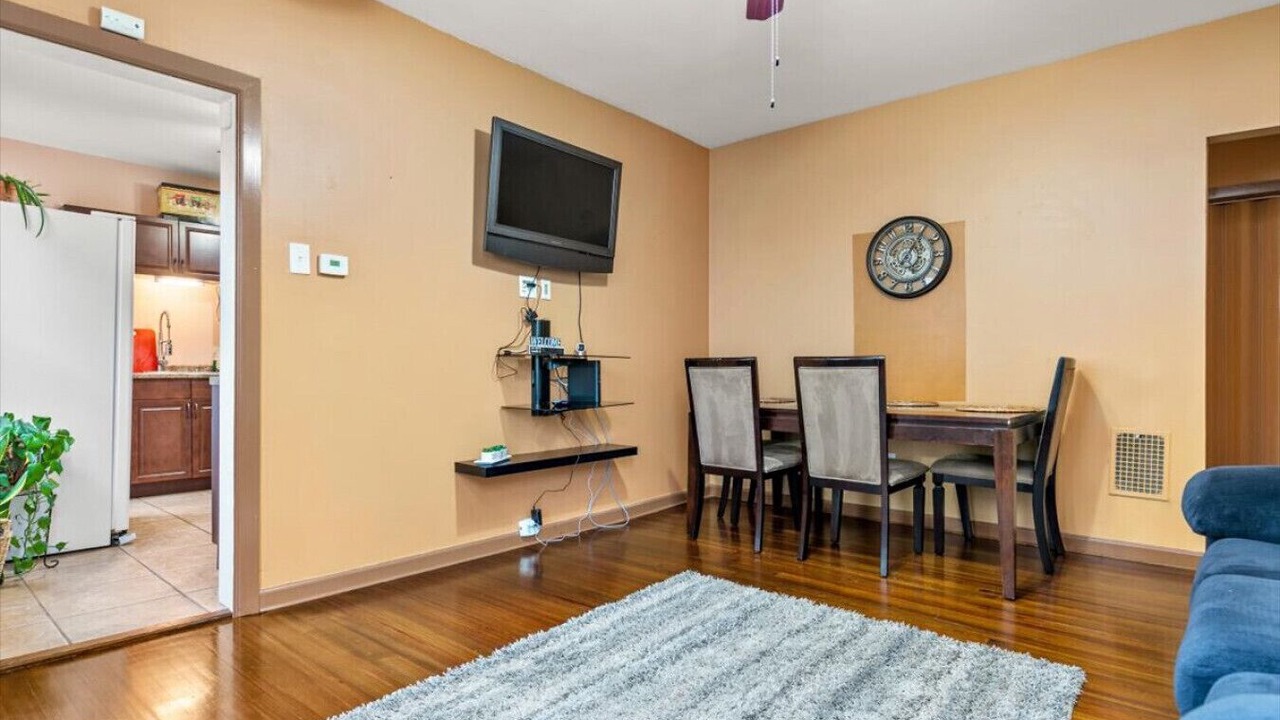 Photo of Livingroom in Bridgeport