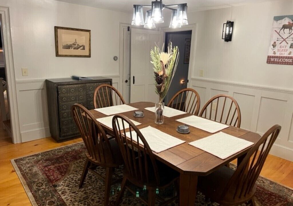 Photo of Livingroom in Belmont