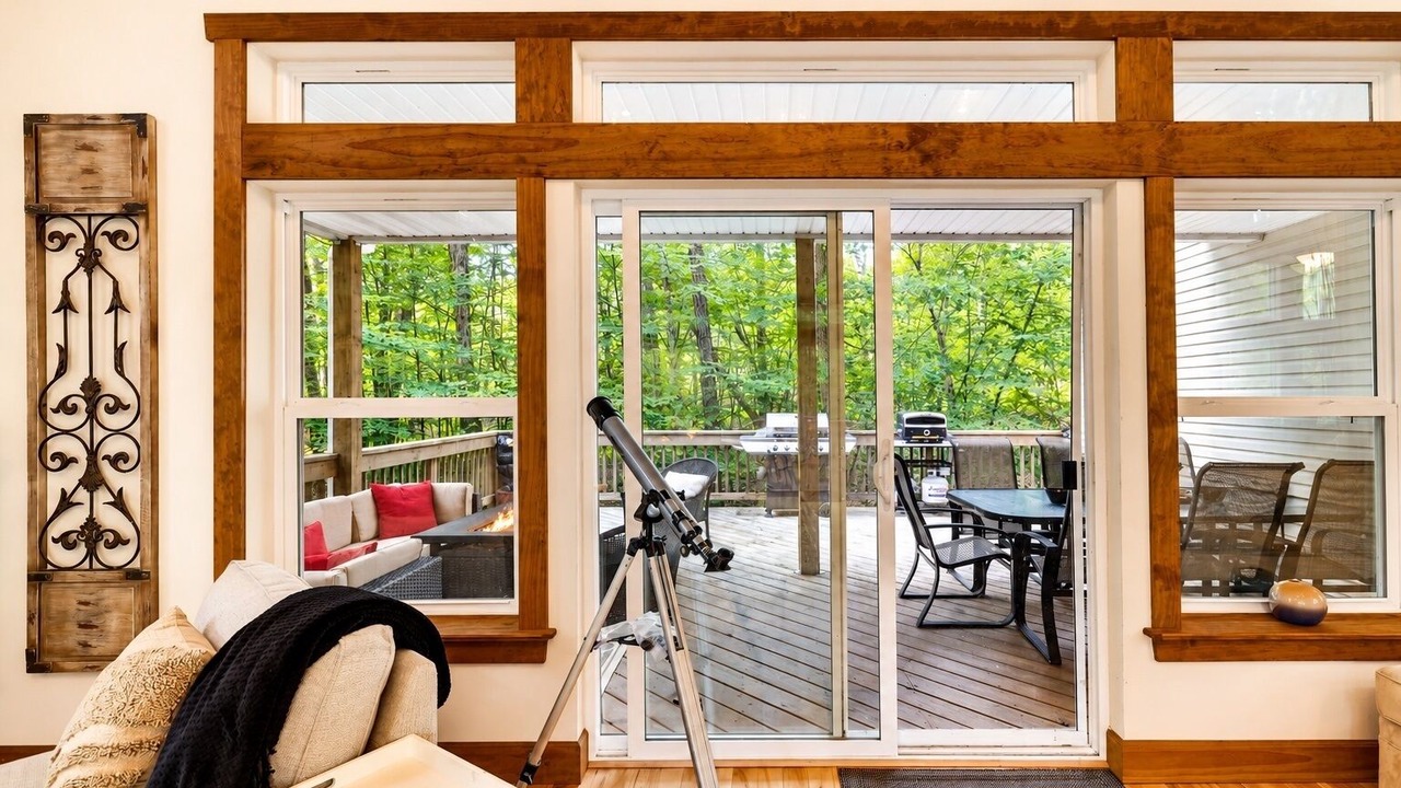 Photo of Livingroom in Lackawaxen