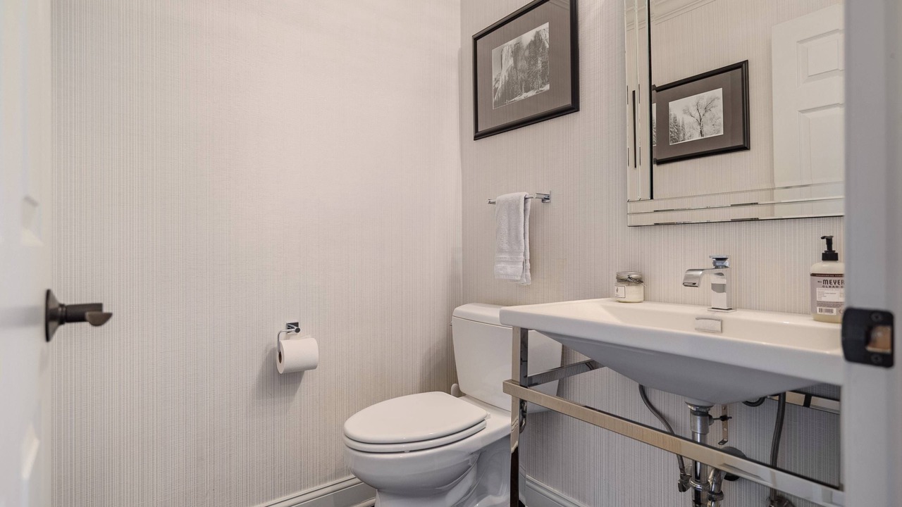 Photo of Bedroom in Newtown