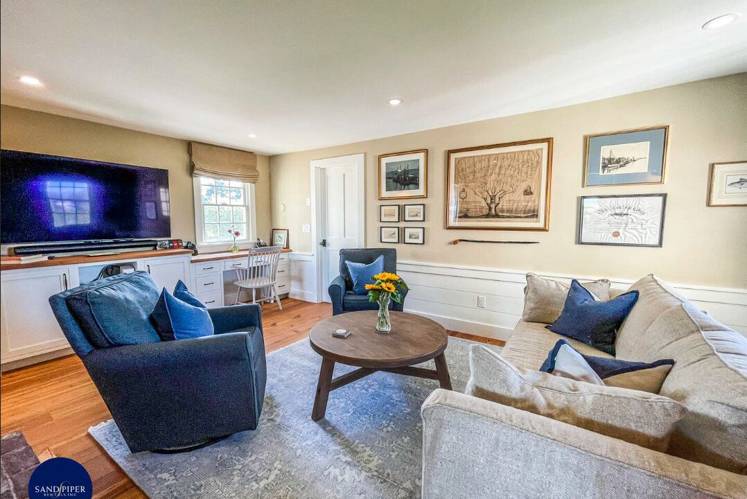 Photo of Livingroom in Chilmark