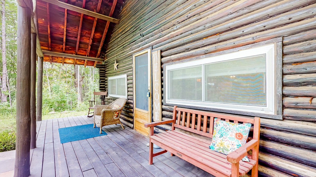 Photo of Patio Balcony in Center Ossipee