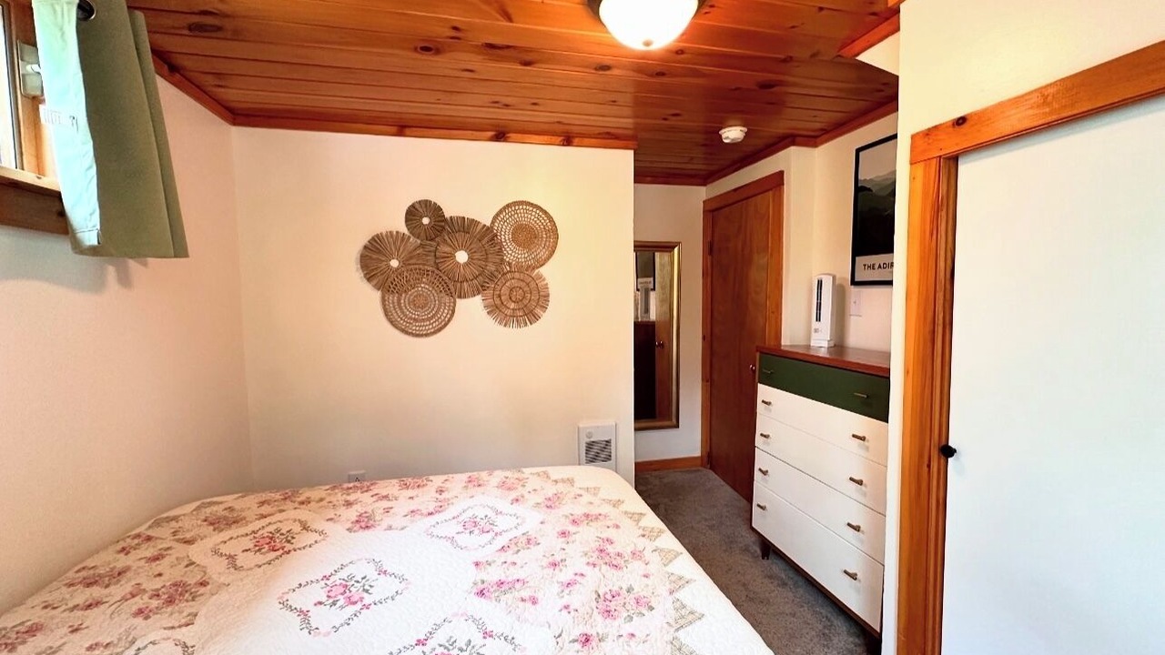Photo of Bedroom in Schroon Lake