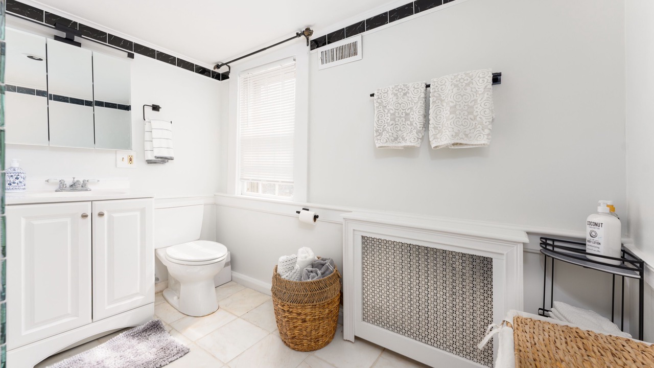Photo of Bathroom in Historic Hill