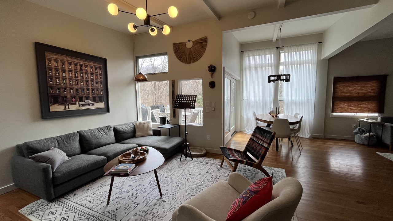 Photo of Livingroom in New Preston