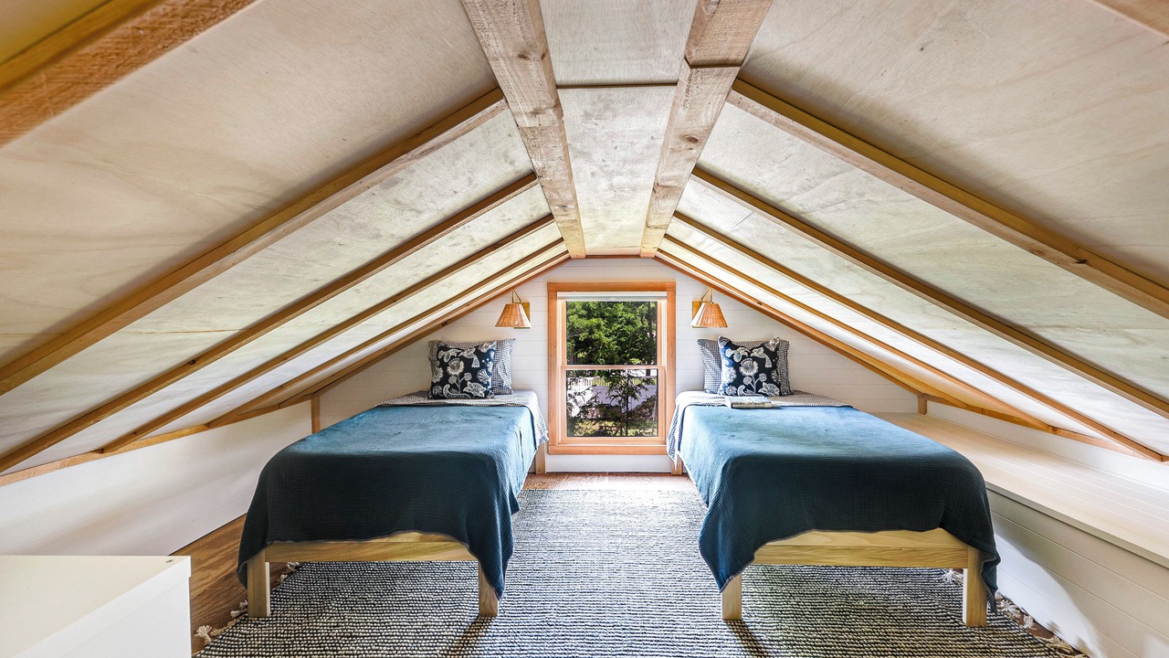 Photo of Bedroom in Skaneateles