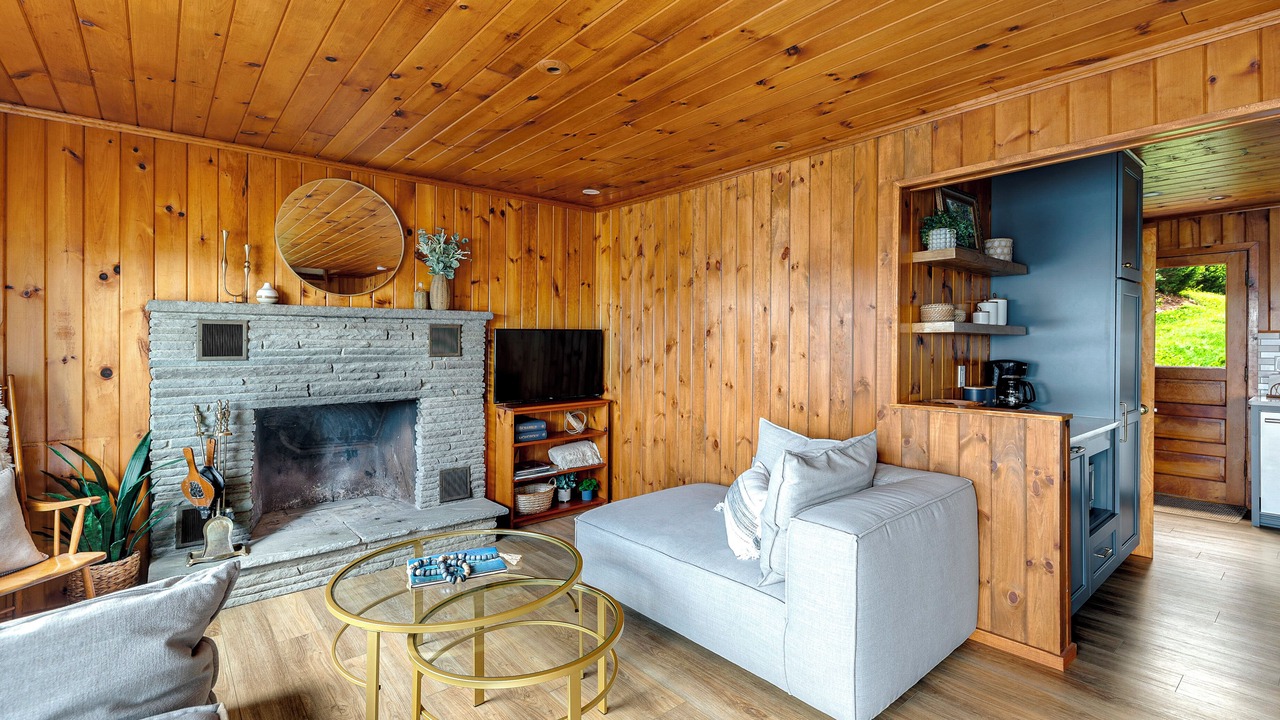 Photo of Livingroom in Skaneateles