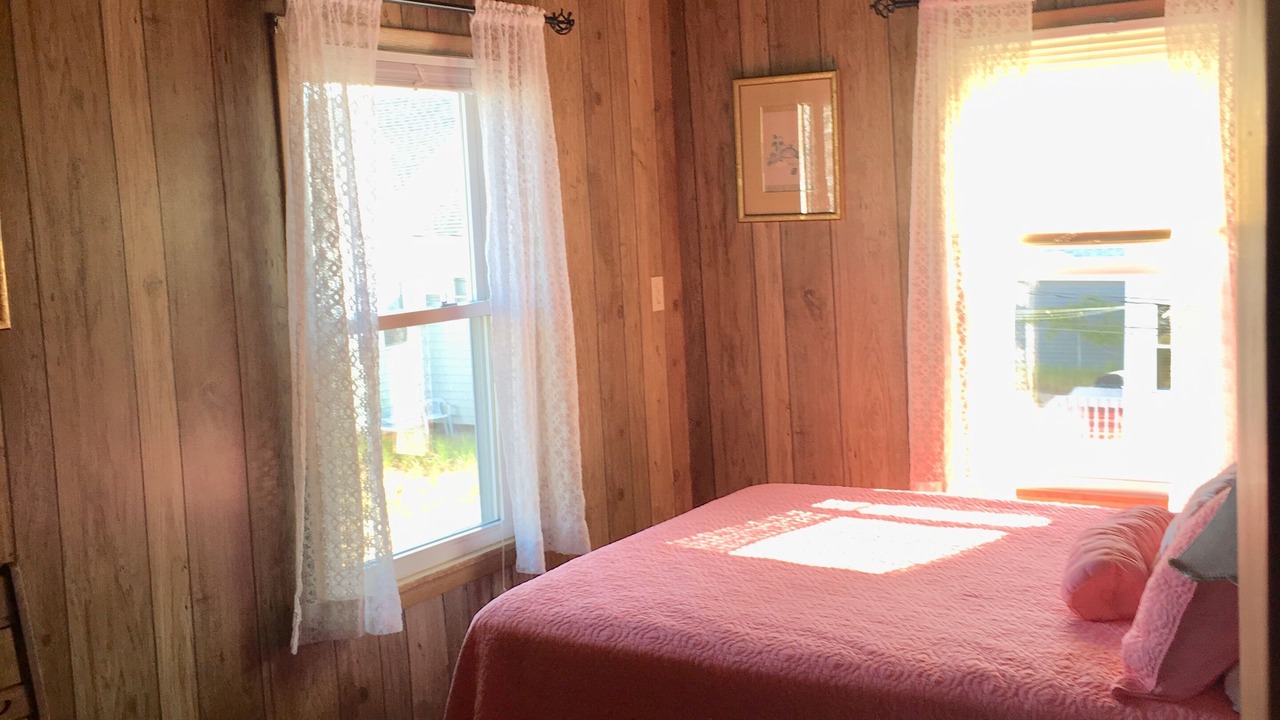 Photo of Bedroom in Old Lyme