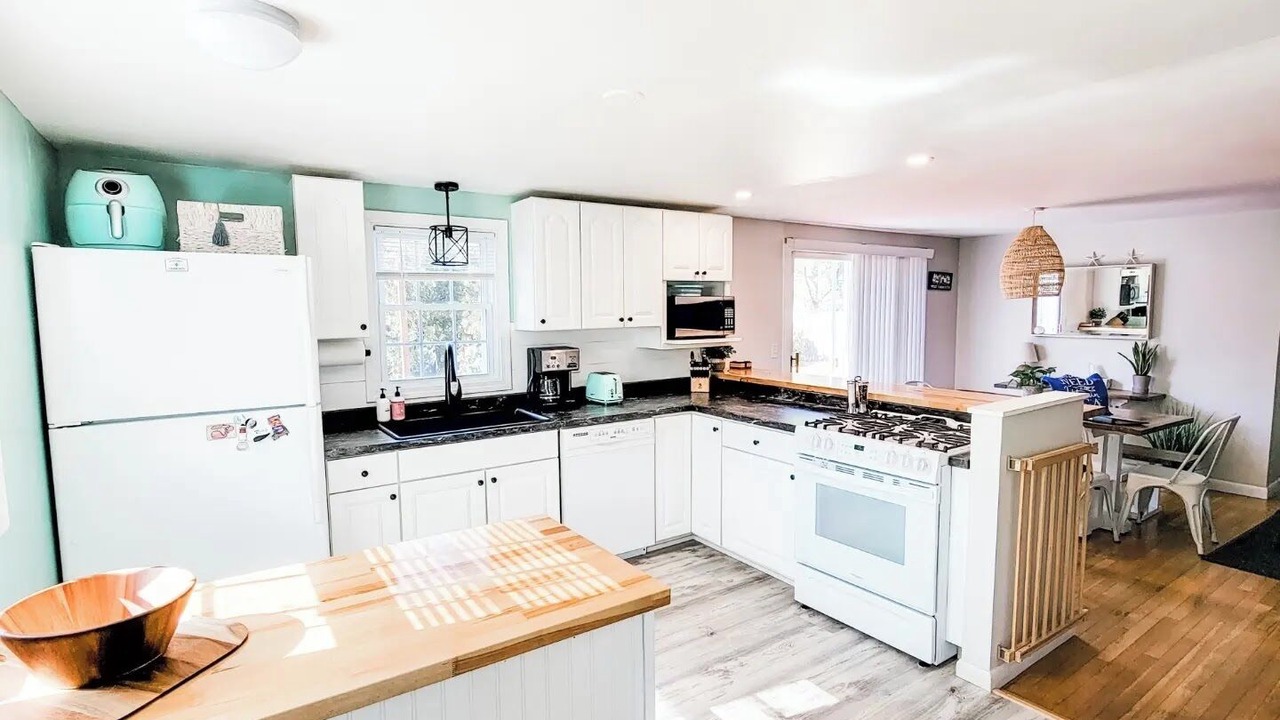 Photo of Kitchen in West Yarmouth