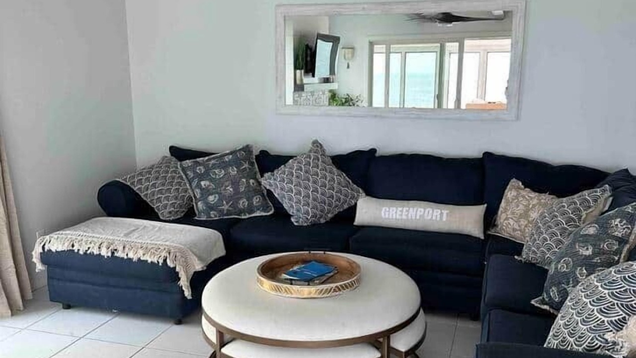 Photo of Livingroom in Greenport